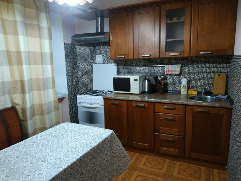 קייב Nice Apartment Near Gulliver מראה חיצוני תמונה